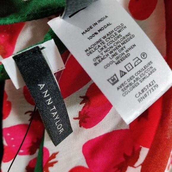Ann Taylor 100% Modal Cotton Colorful Strawberry Print Women's Scarf, NWT - Picture 5 of 7